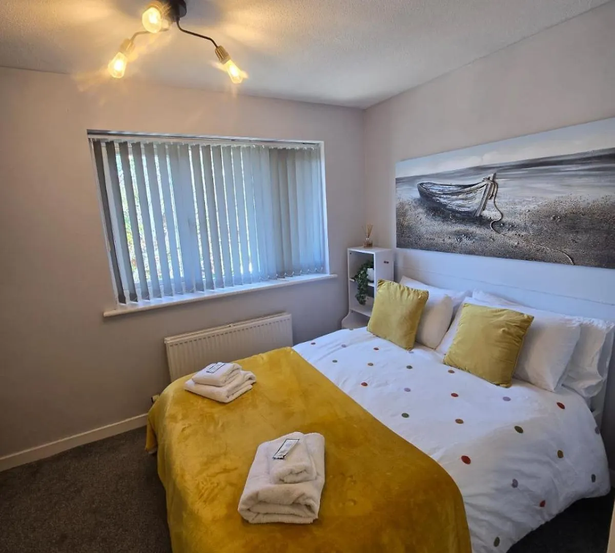 Elegant 2 Bed With Hot Tub And A Host Of Amenities Villa Liverpool Tatil Evi